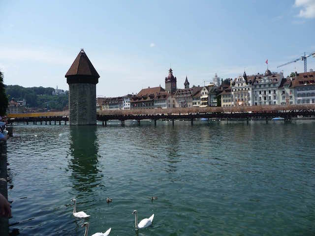 TurmImWasser_(Kappelbruecke_in_Luzern)